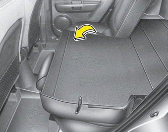 4.Pull on the seatback folding lever, then fold the seat toward the front of