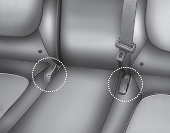 The rear seat belt buckles can be stowed in the pocket between the rear seatback